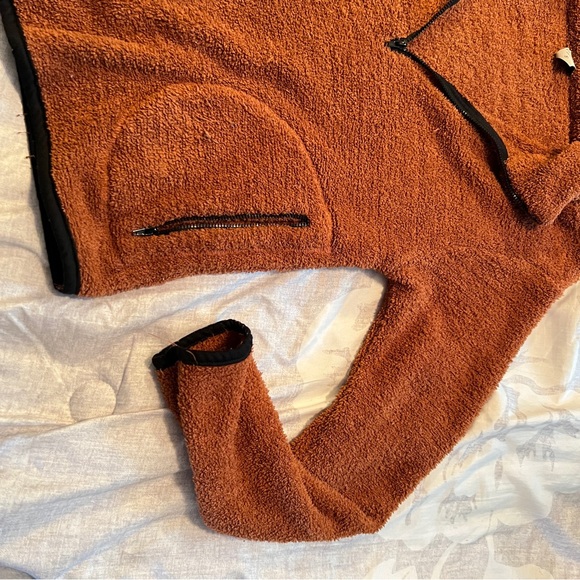 Women top - Picture 3 of 8